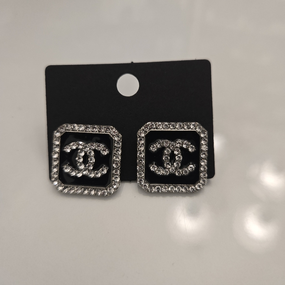 🔥Lux Earrings🔥